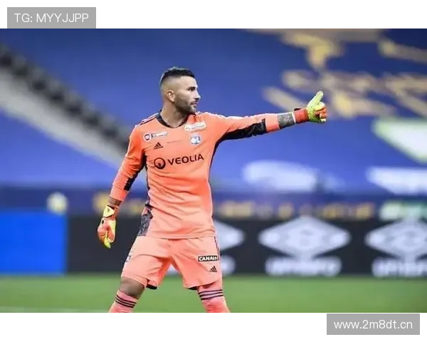 南特门将安东尼洛佩斯疑似诈伤帮队友开斋